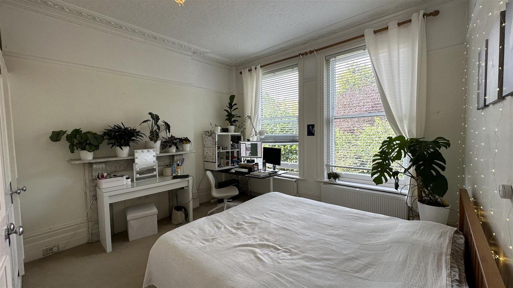 Property photo 3 of 6 Img_2116.Jpg