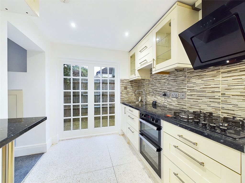 Property photo 2 of 7 Picture No. 04