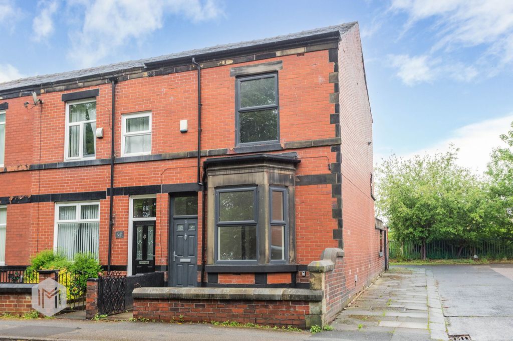 Property photo 1 of 25