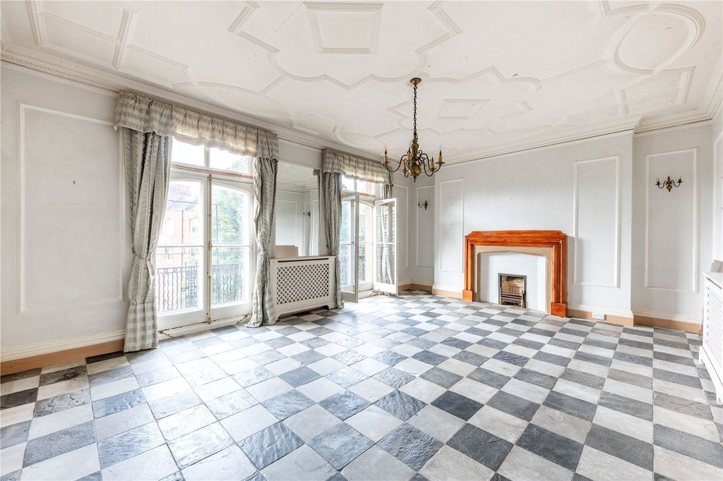 Property photo 3 of 8 Reception Room