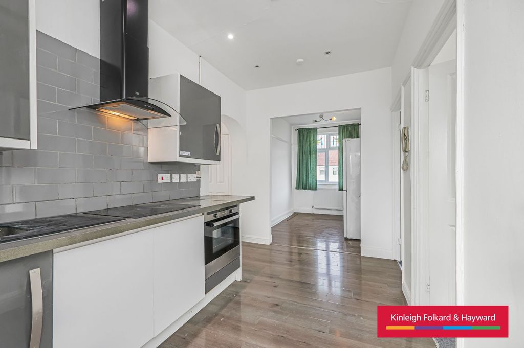 Property photo 2 of 20 Picture No. 18