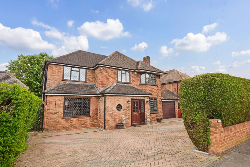 Property photo 1 of 19 External