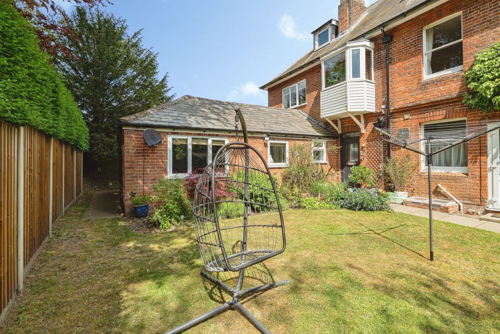 Property photo 3 of 18