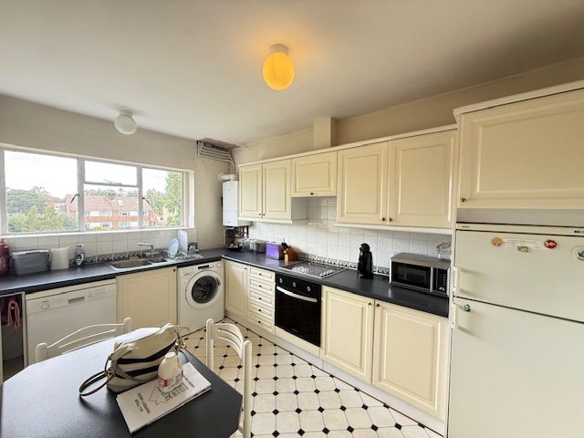 Property photo 3 of 13 Kitchen