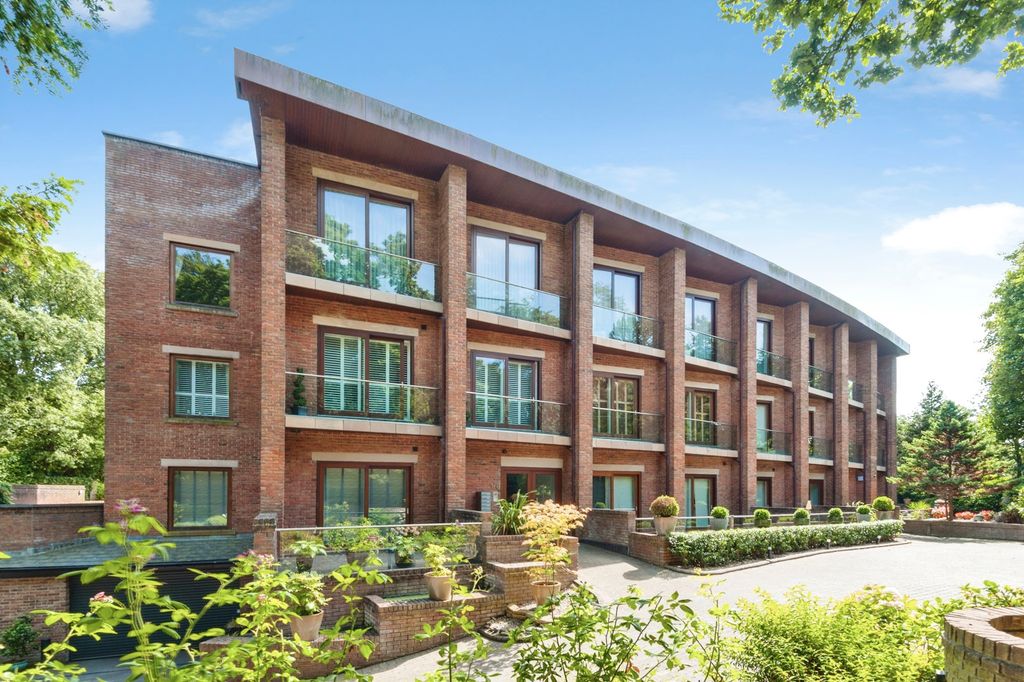 Property photo 1 of 38 Pbox-Img.Jpg