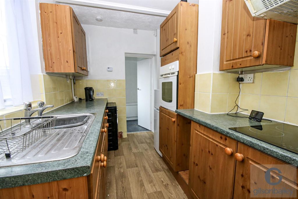 Property photo 3 of 11 8-Img_0028.Jpg