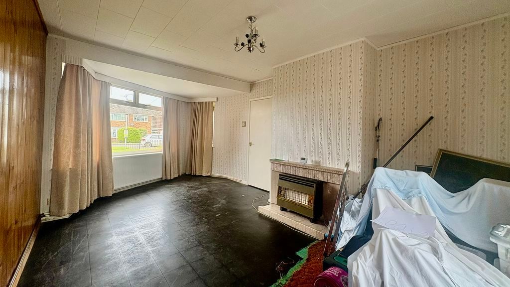 Property photo 3 of 14 Photo 8