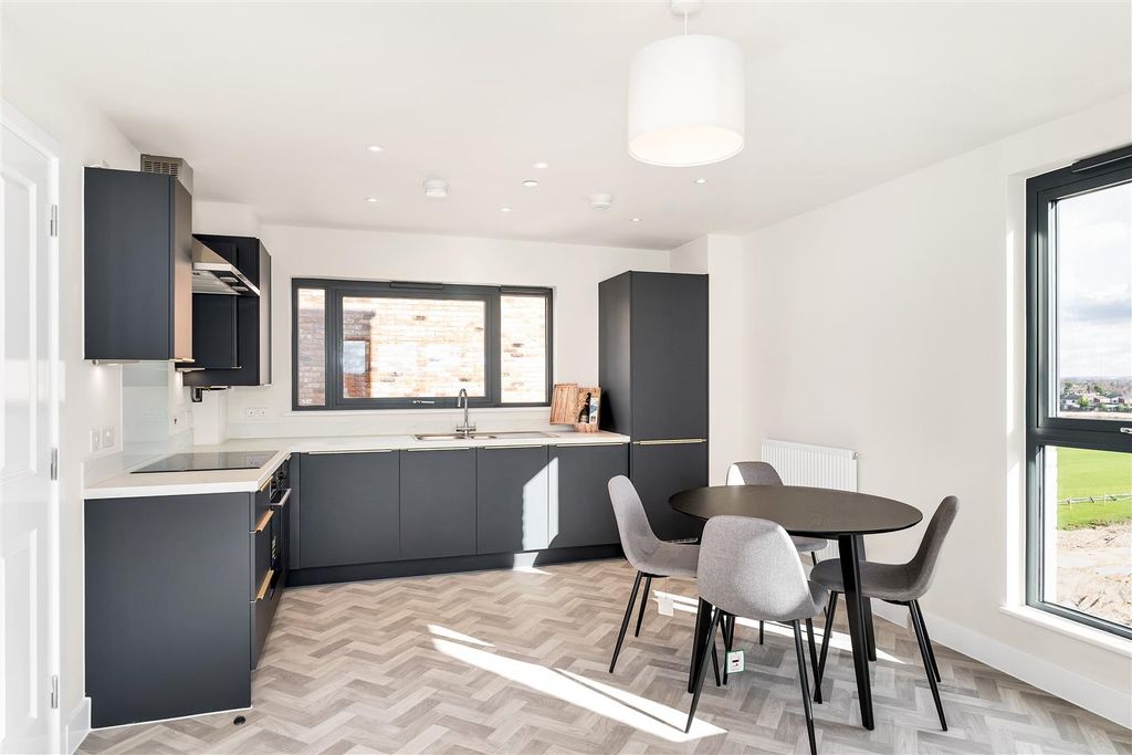 Property photo 3 of 12 25 Evolution Court, Darwin Green.Jpg