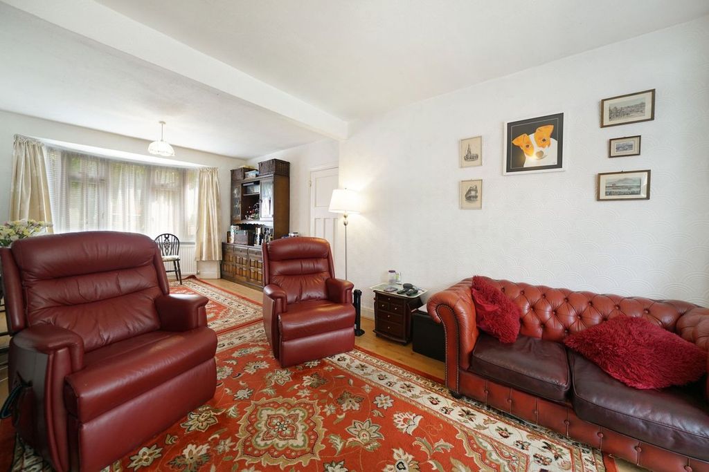 Property photo 2 of 21