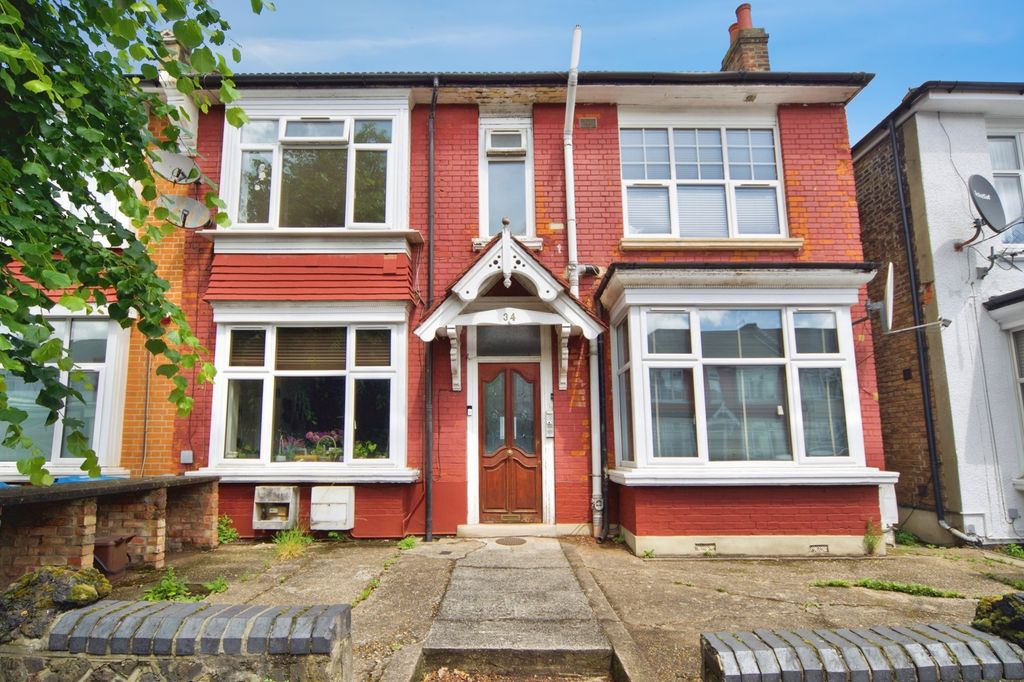 Property photo 1 of 15 Pbox-Img.Jpg