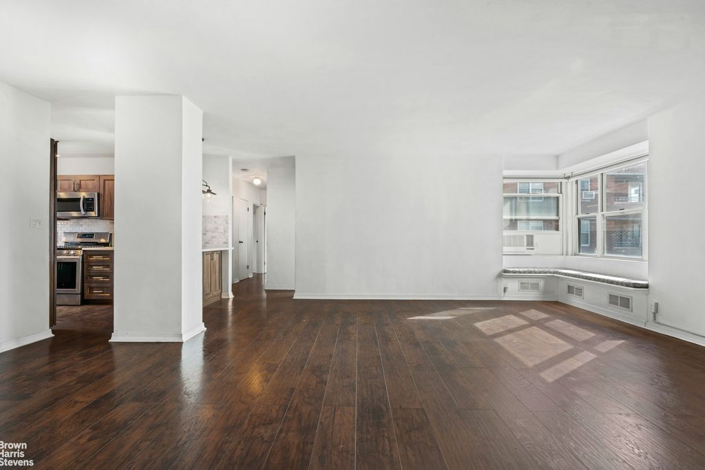 Property photo 2 of 10 <Alttext/>