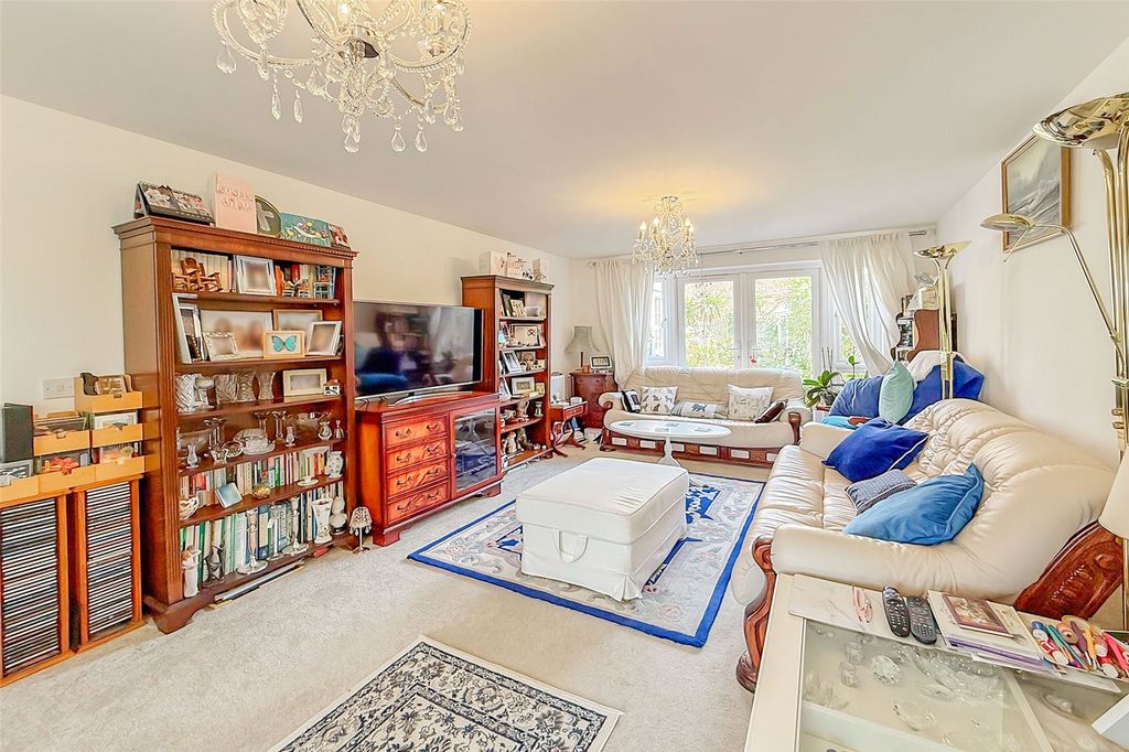 Property photo 2 of 29 Picture No. 06