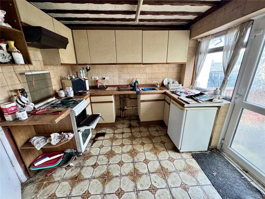 Property photo 2 of 10 Picture No. 04