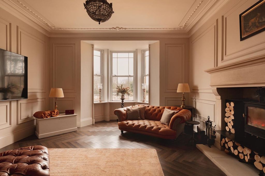 Property photo 3 of 39