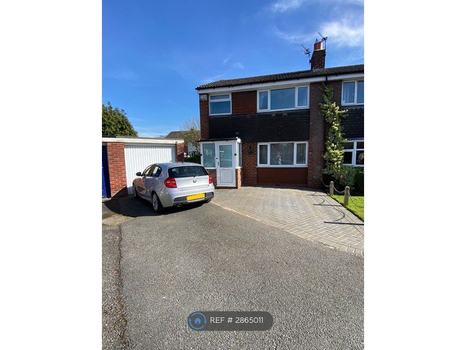 Property photo 2 of 22