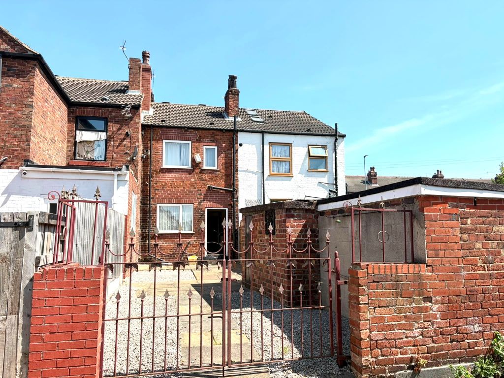 Property photo 1 of 11