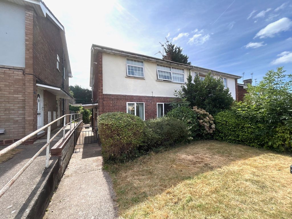 Property photo 1 of 9