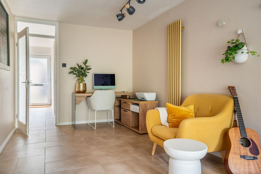 Property photo 3 of 14 Study