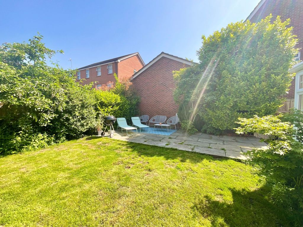 Property photo 3 of 21