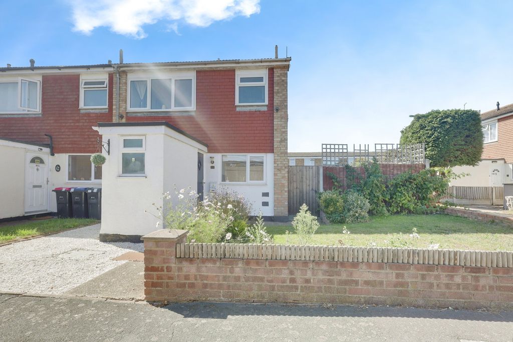 Property photo 2 of 18