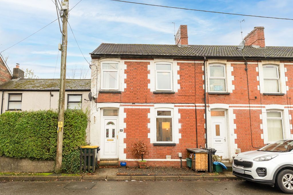 Property photo 1 of 21