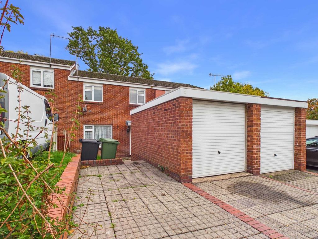 Property photo 2 of 14 Picture No. 24