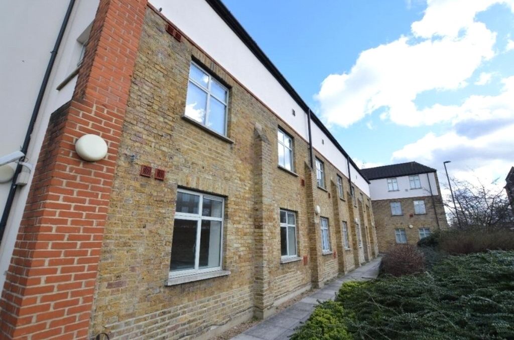 Property photo 1 of 4 Picture No. 05