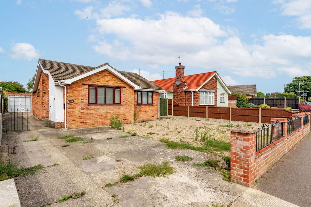 Property photo 1 of 25