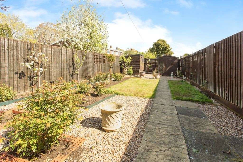 Property photo 2 of 14 Photo