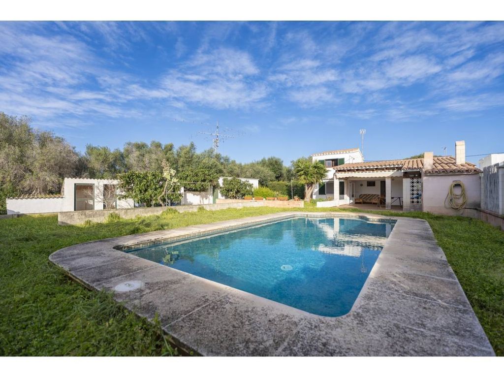 Property photo 1 of 30