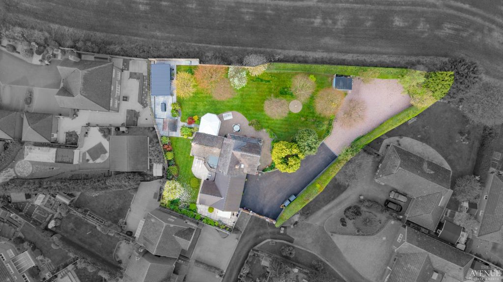 Property photo 2 of 52 4108705