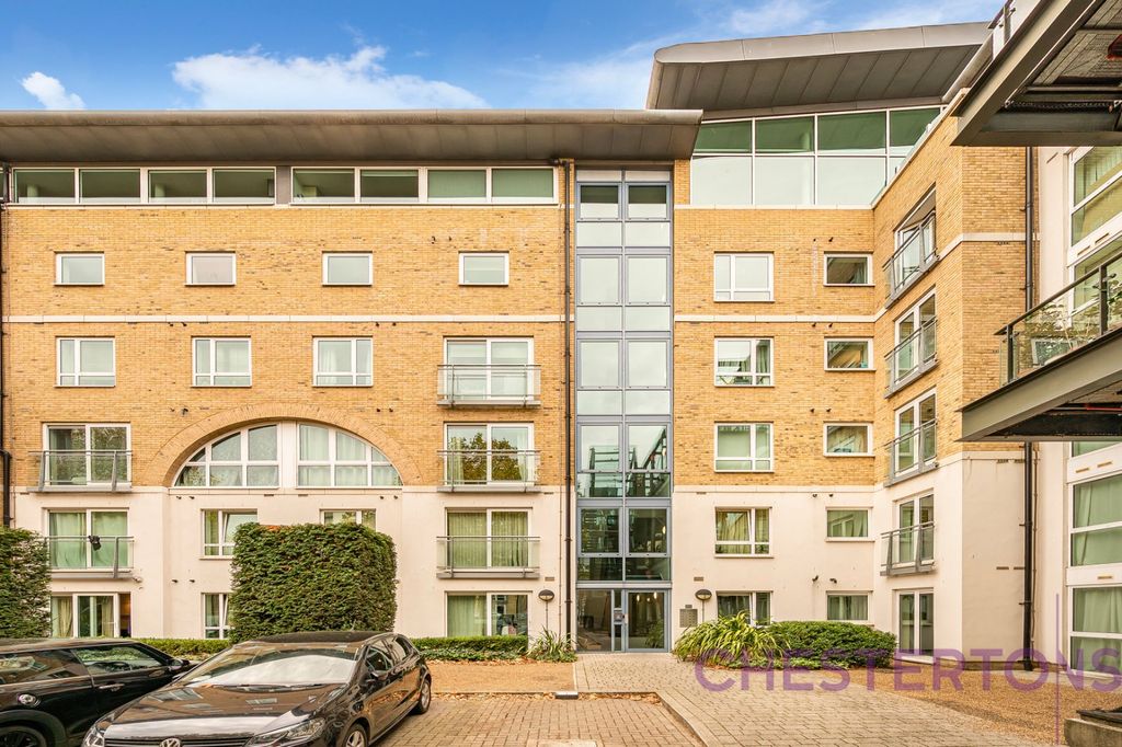 Property photo 2 of 15