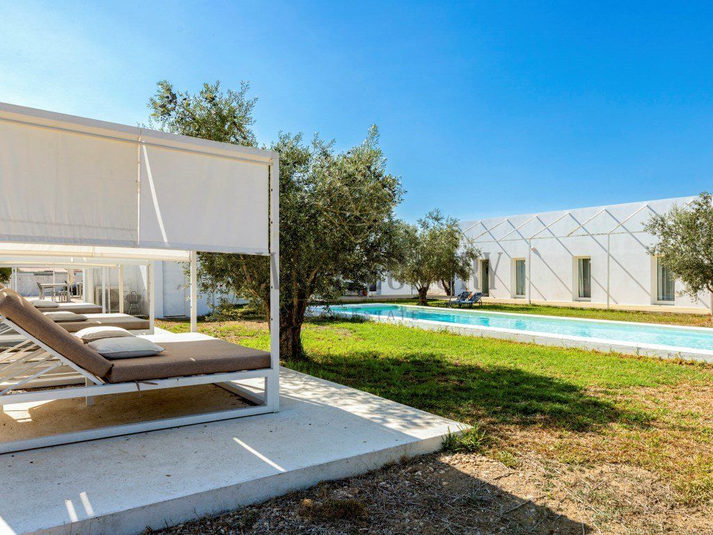 Property photo 1 of 18 6 Bedroom Villa With Pool In Beja