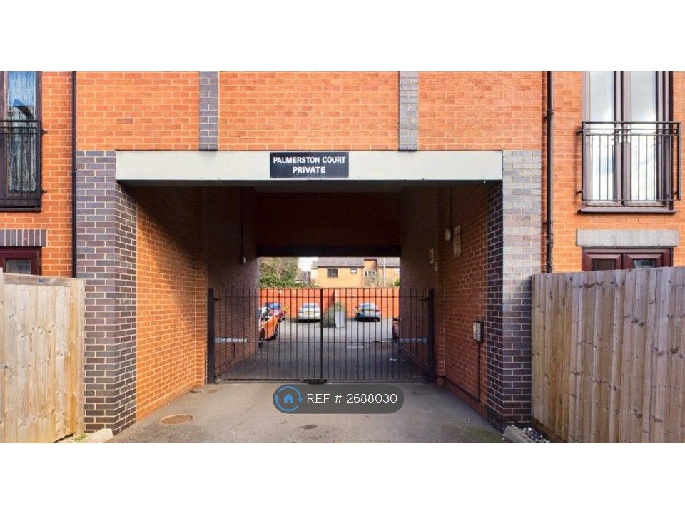 Property photo 2 of 14 Secure Gated Access