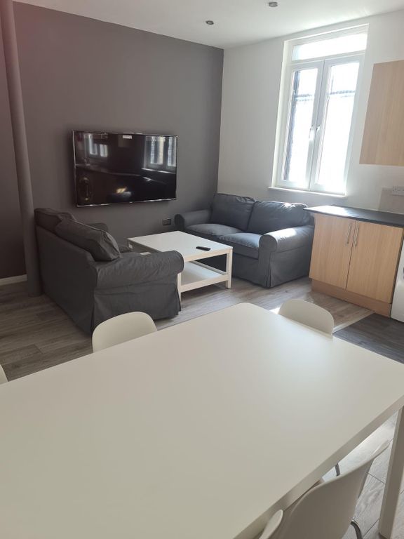 Property photo 3 of 7 Property Photo