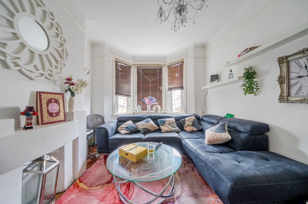 Property photo 2 of 12 1511485-12-6A985c...