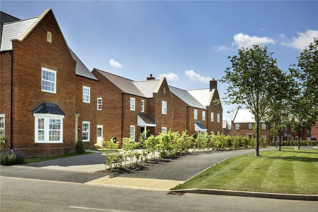 Property photo 2 of 9 Alconbury