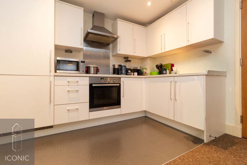 Property photo 3 of 8 Photo 3