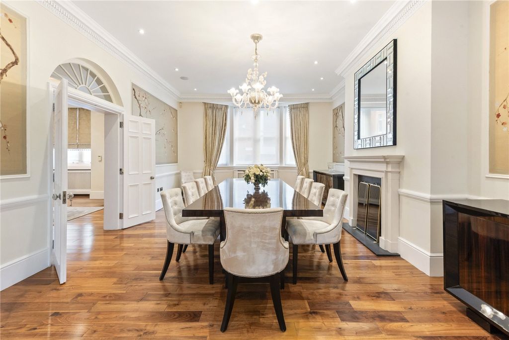 Property photo 2 of 27 Picture No. 17