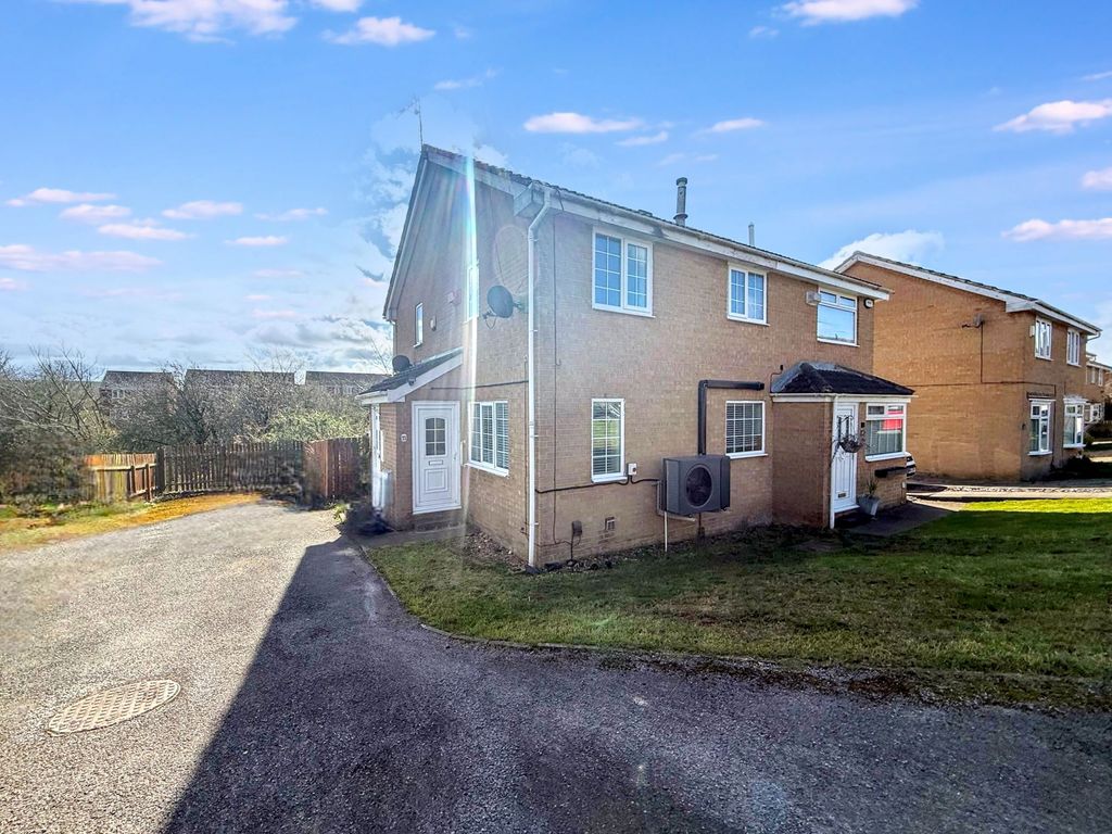 Property photo 1 of 8