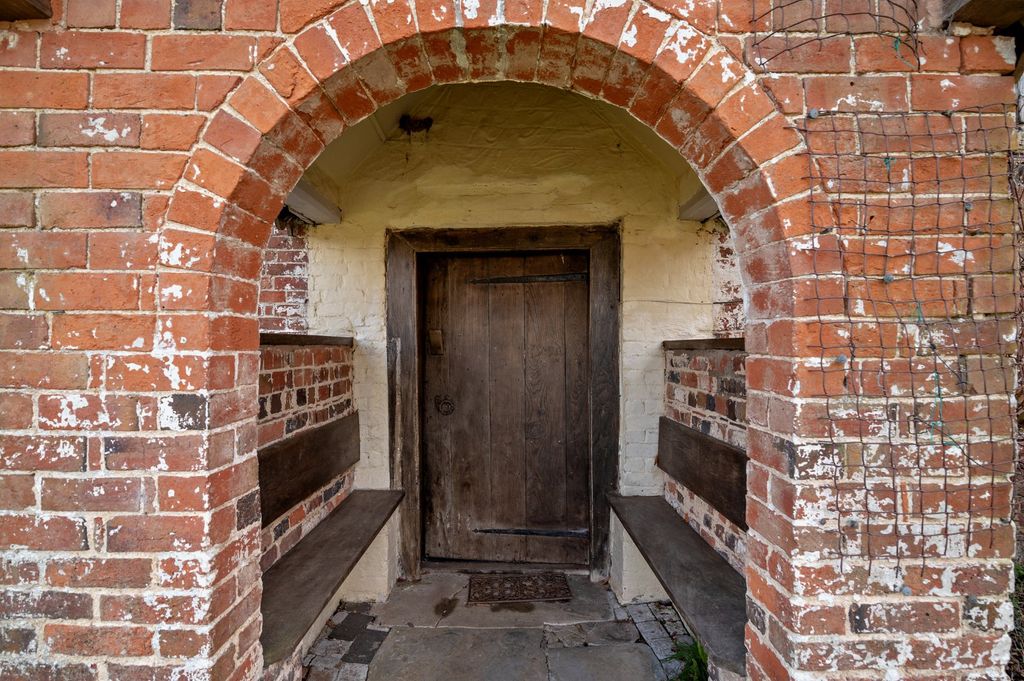 Property photo 3 of 21 Picture No. 13