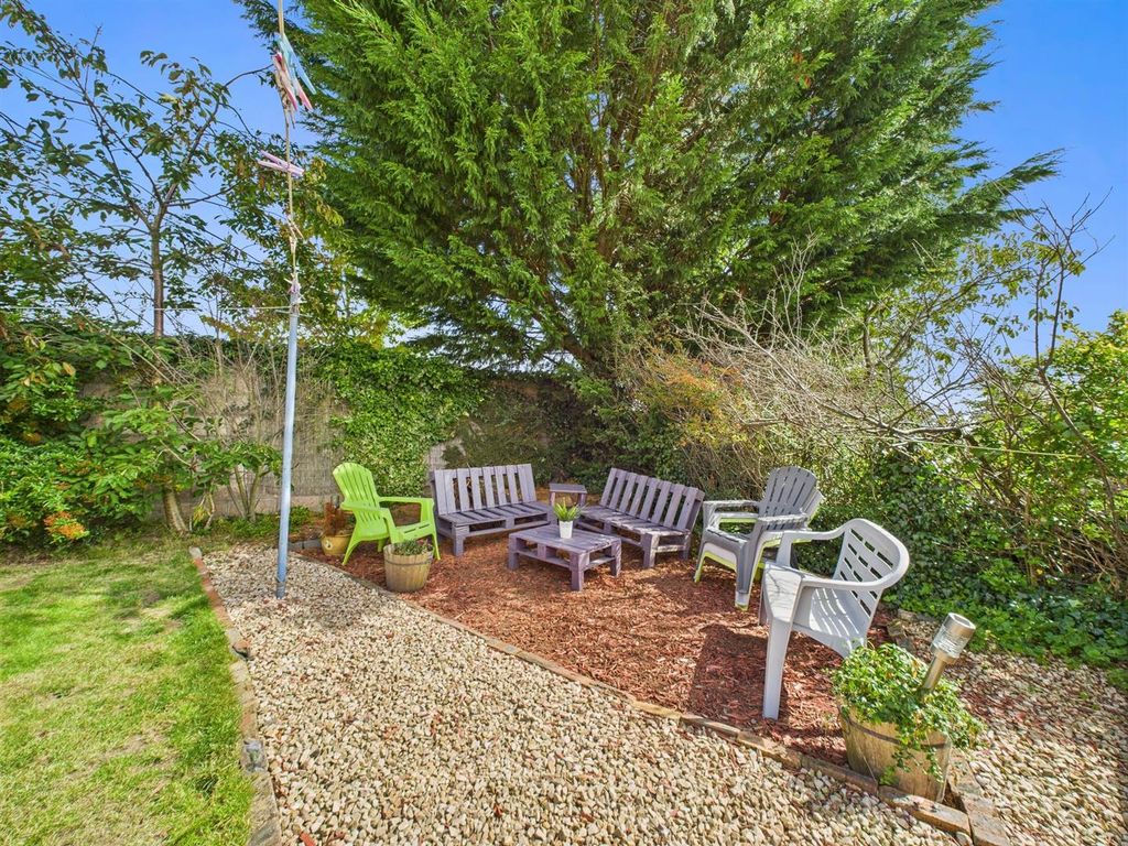Additional image 21 of 4 bed detached house for sale39 Oakbank Crescent, Perth PH1