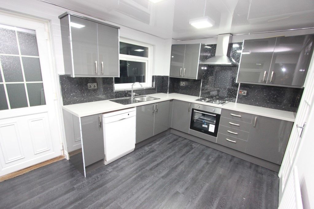 Additional image 5 of 4 bed detached house to rentSouthpark Village, Waukglen Drive, - Unfurnished G53