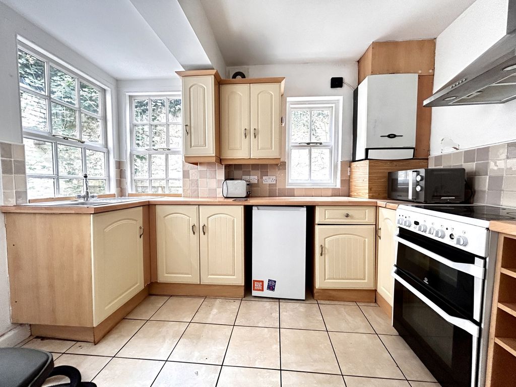 Property photo 3 of 18 Img_3954