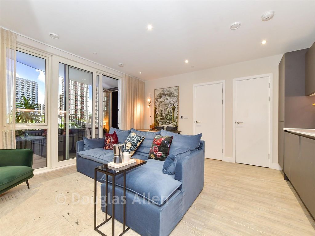 Property photo 1 of 11 Lounge Kitchen Diner Show Home