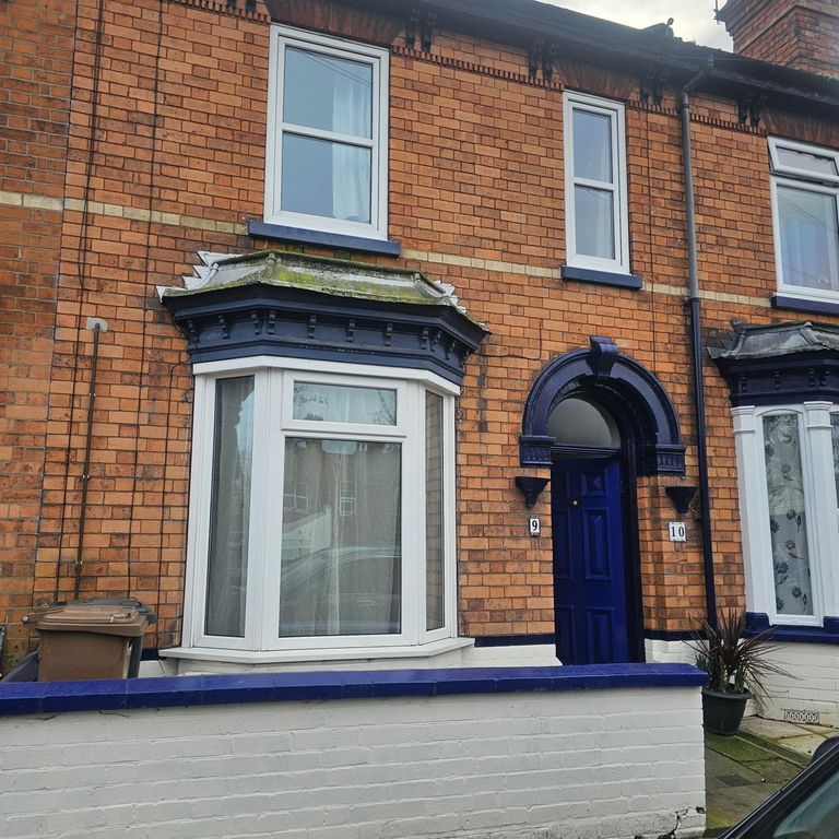 Property photo 1 of 8