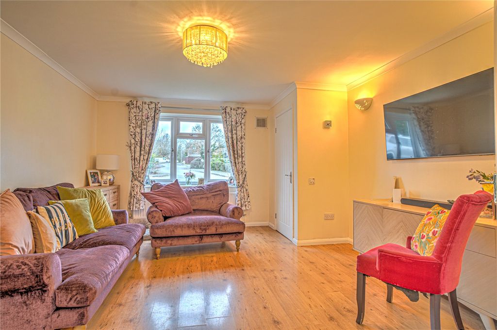 Property photo 2 of 13 Picture No. 03