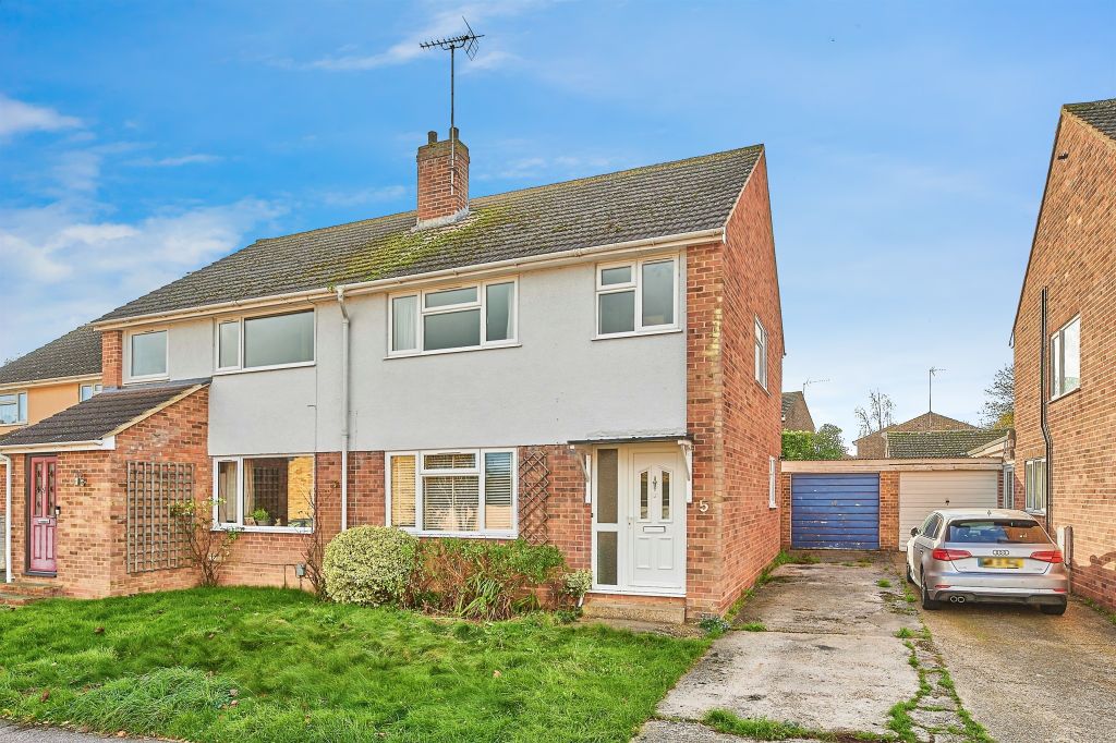 Property photo 1 of 17