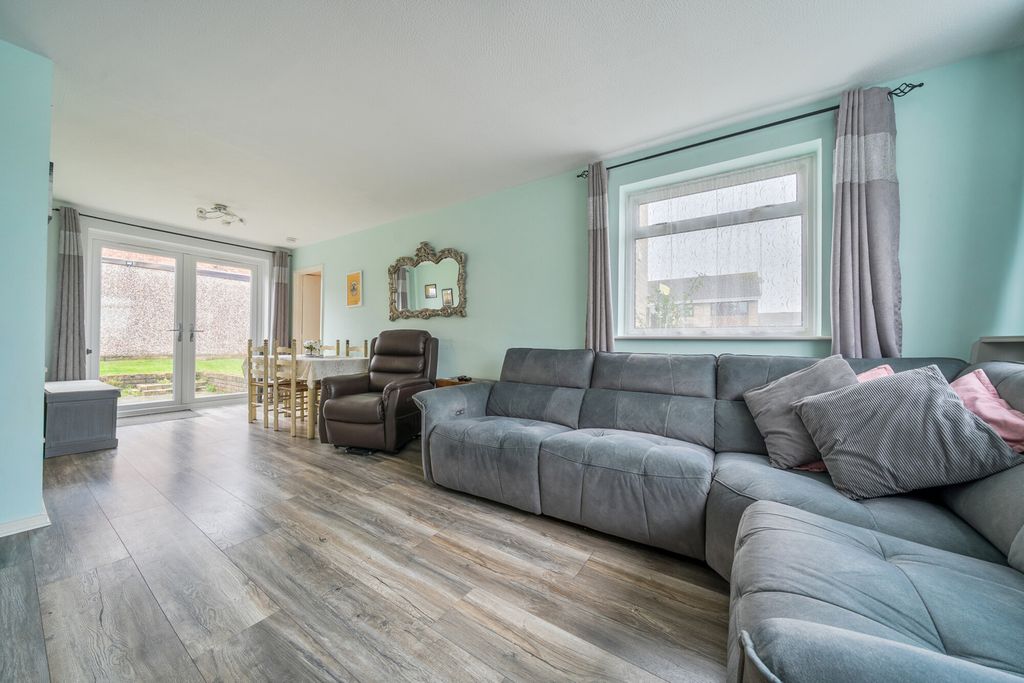 Property photo 3 of 20 Reception Room