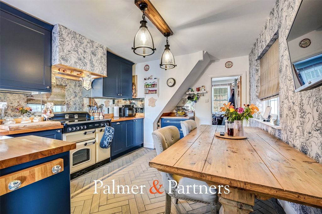 Property photo 2 of 25 Picture No. 07